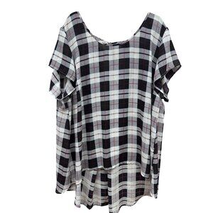 Torrid Size 4 Womans Black White Plaid Georgette Short Sleeve Blouse Flowy Plus